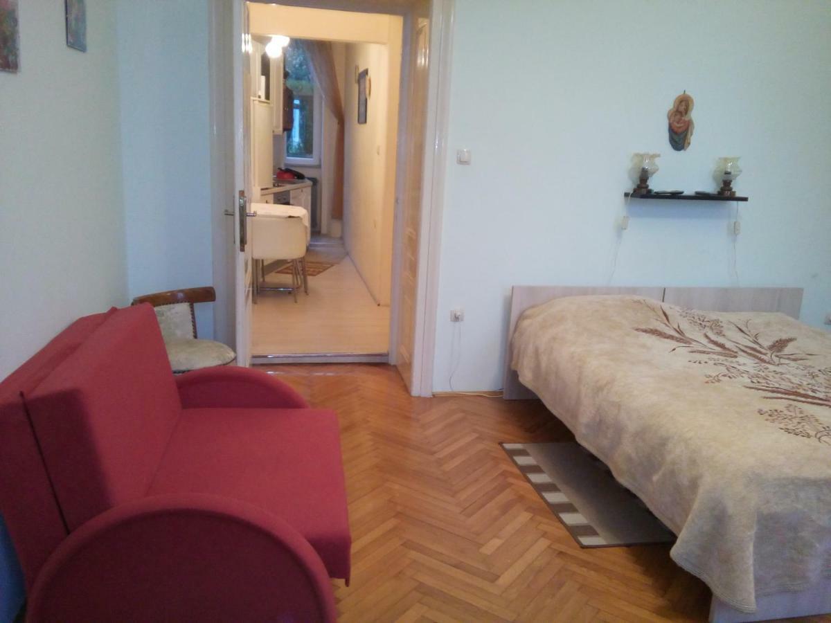 Villa Zajednica Icici Luaran gambar