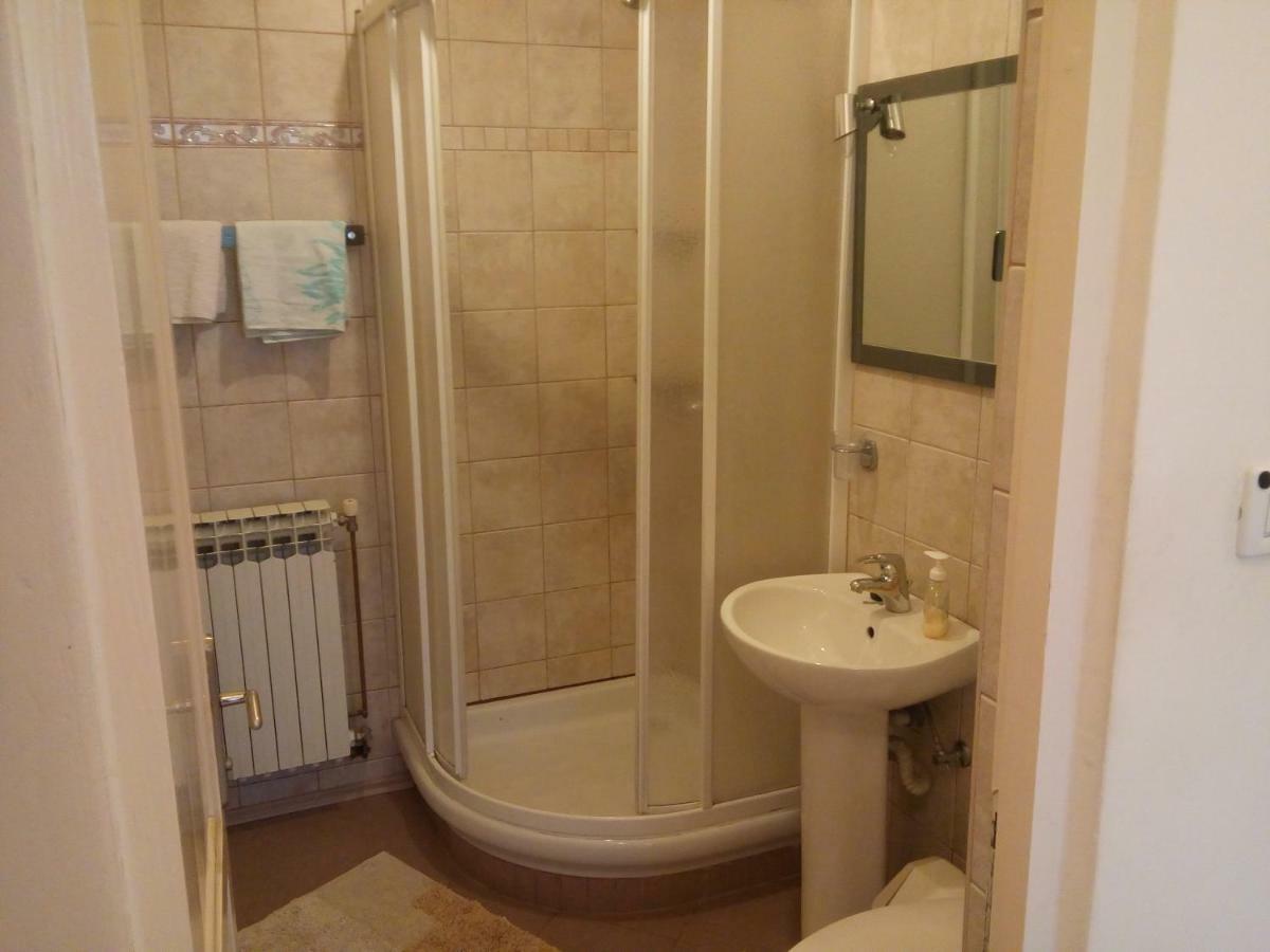 Villa Zajednica Icici Luaran gambar