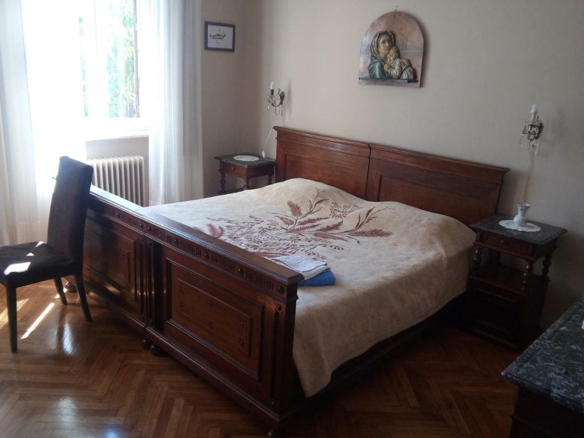 Villa Zajednica Icici Luaran gambar